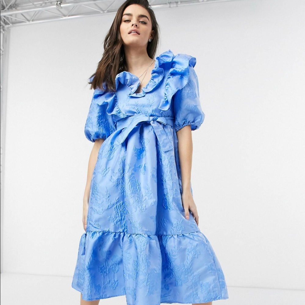 SISTER JANE FLOWER MIDI DRESS (NWOT) 🌺 :::